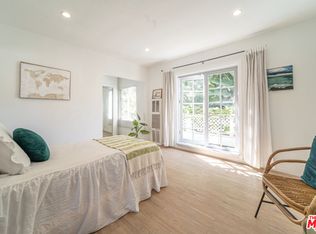 1233 17th St #2, Santa Monica, CA 90404