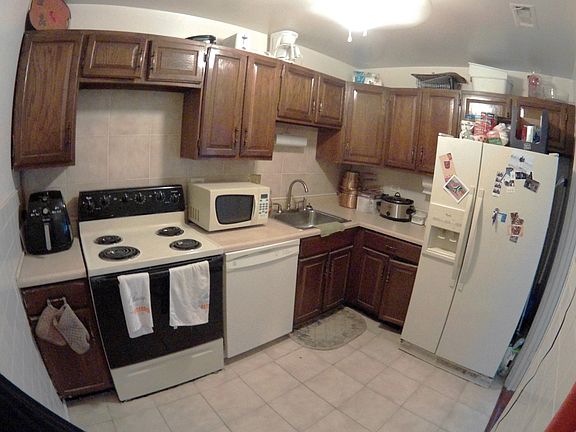 5th image of 100 Park Ave APT 305