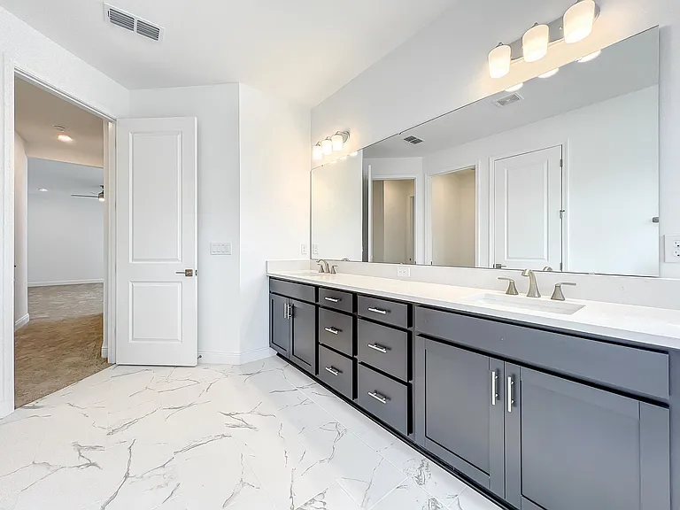 4379 Renly Ln — Photo 14