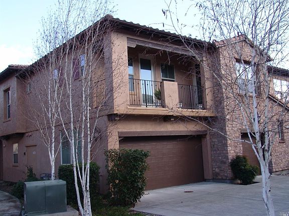 3rd image of 160 Healdsburg Ave Unit C
