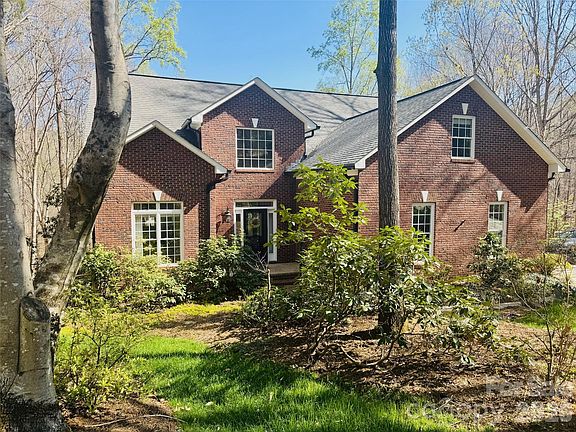 2nd image of 5420 Ashbury Ln