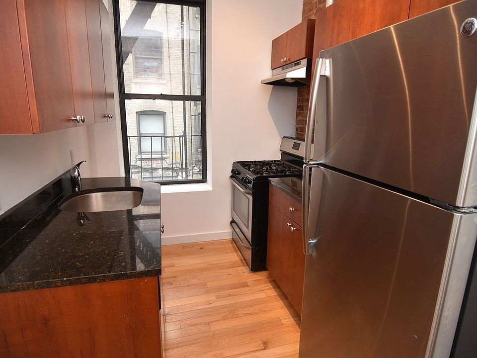 1st image of 76 Pinehurst Ave APT 3