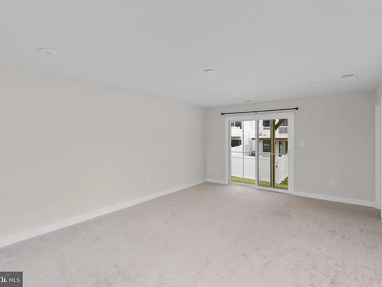 33 Peppermint Ln — Photo 27