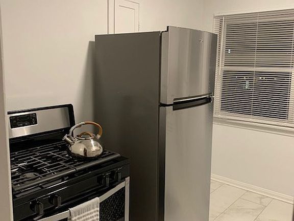 4th image of 1105 Mound Ave #1105