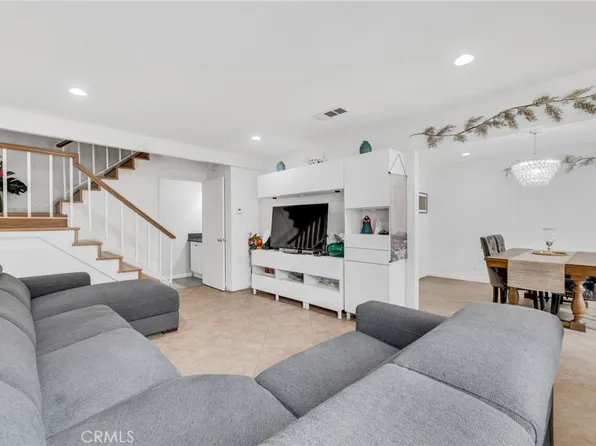 9800 Vesper Ave Unit 156, Panorama City, CA 91402