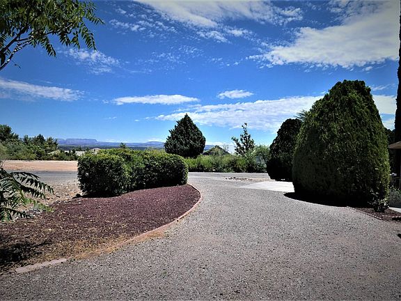 2nd image of 1579 E Sierra Dr