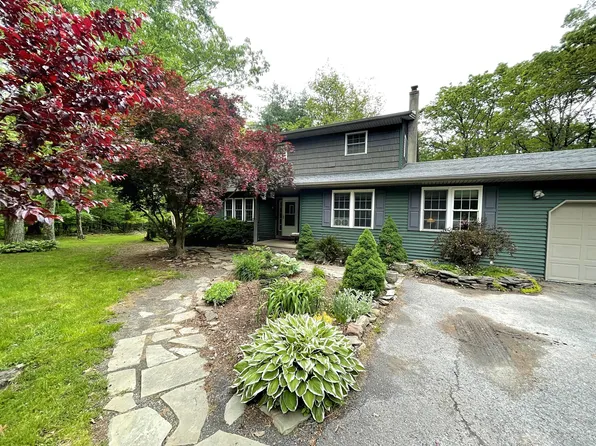 719 Homestead Ave, Effort, PA 18330