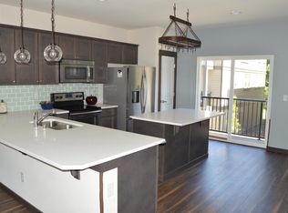 7116 Shinkle Pl SW, Seattle, WA 98106