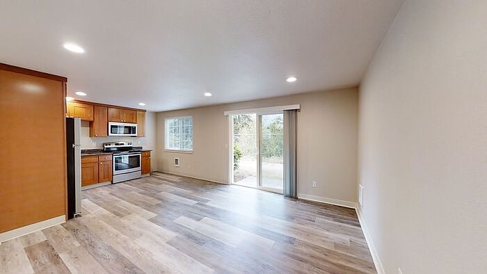 1st image of 2301 S 74th St #6