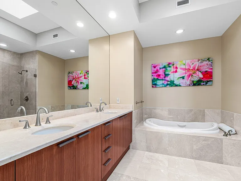 2650 Lake Shore Dr #2403 — Photo 15