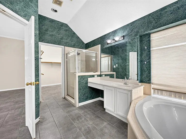5814 Eldridge Glen Dr — Photo 21