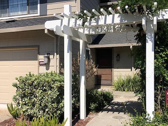 5th image of 18929 Sara Park Cir