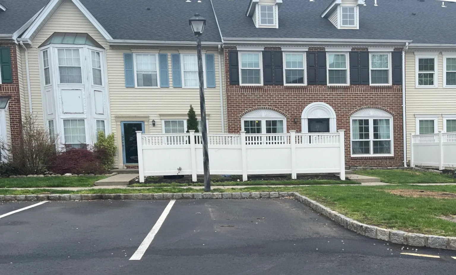 27 Clay St photo 1