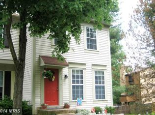 9100 Blarney Stone Dr, Springfield, VA 22152