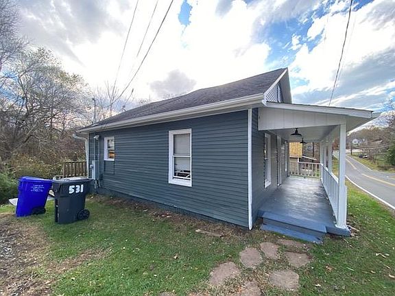 3rd image of 531 W King St
