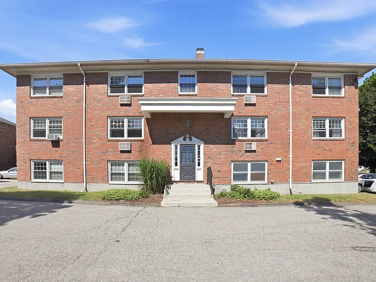 47 Alvarado Ave #1A — Photo 1