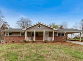 902 Westside Rd, Kernersville, NC 27284