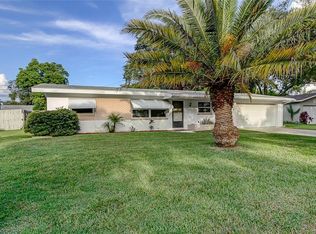 1027 Phyllis Ave, Largo, FL 33771