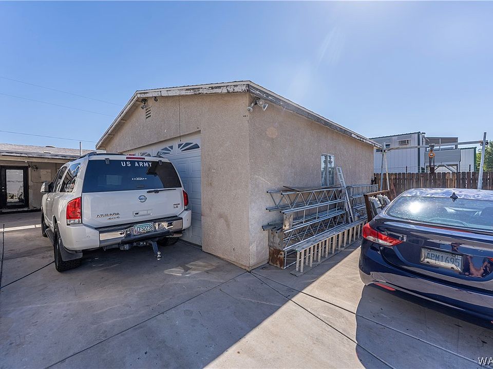 1st image of 204 Moser Avenue