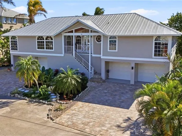 56 Fairview BLVD, FORT MYERS BEACH, FL 33931