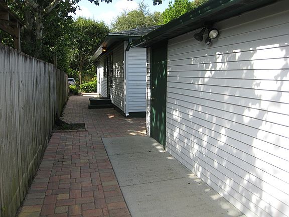 5th image of 2411 7th Ave N