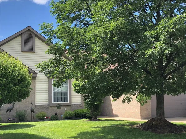 283 Whispering Hl #1, Commerce Township, MI 48390