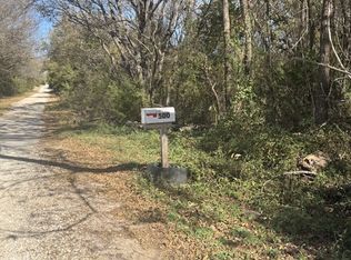 500 N Hovey St, Chico, TX 76431