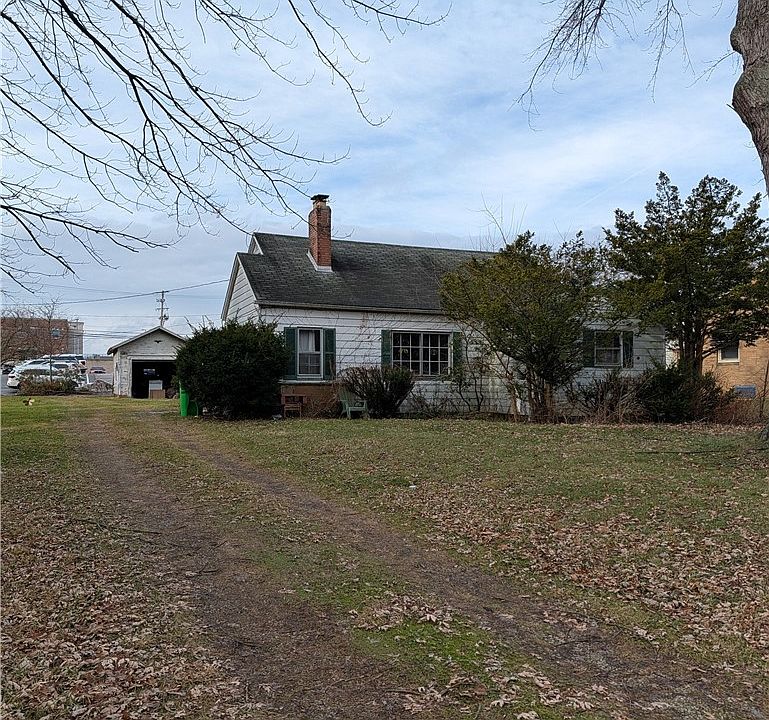 1st image of 1805 S Linden Ave