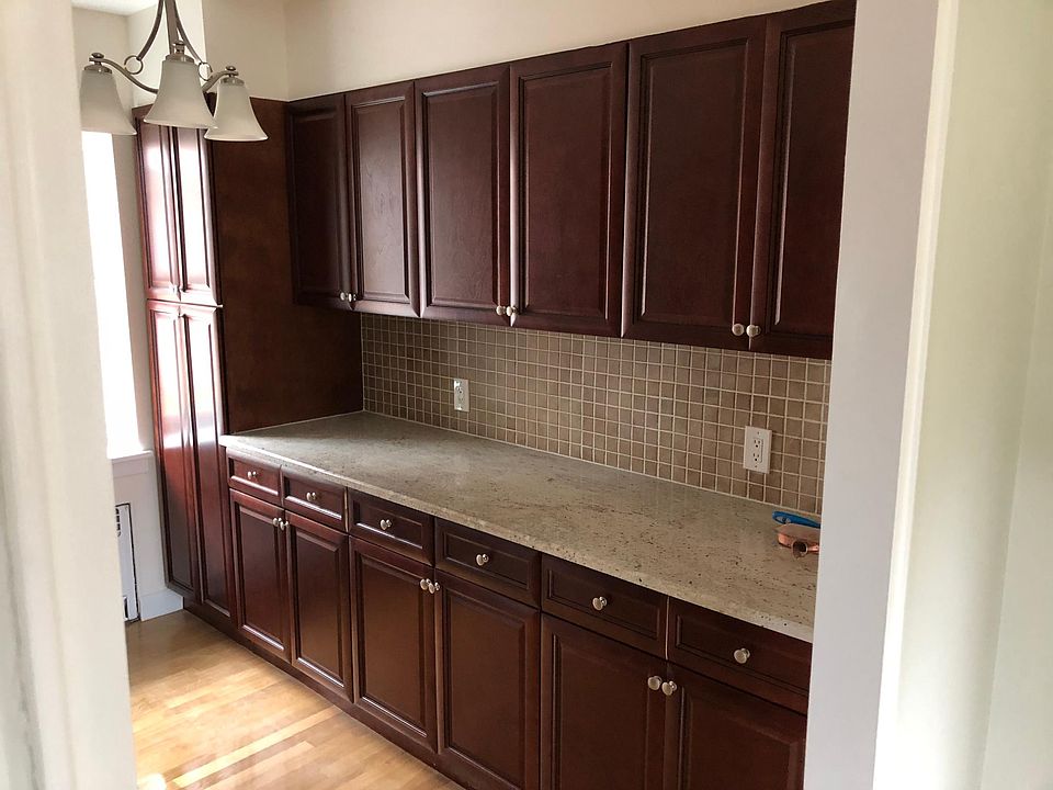 Kitchen Counter.