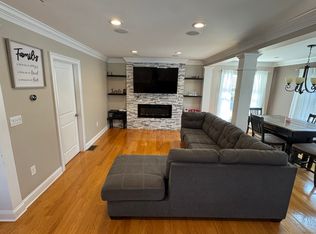 24 Jones St, West Haven, CT 06516