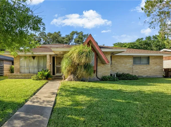 1614 Santa Cecilia Dr, Kingsville, TX 78363