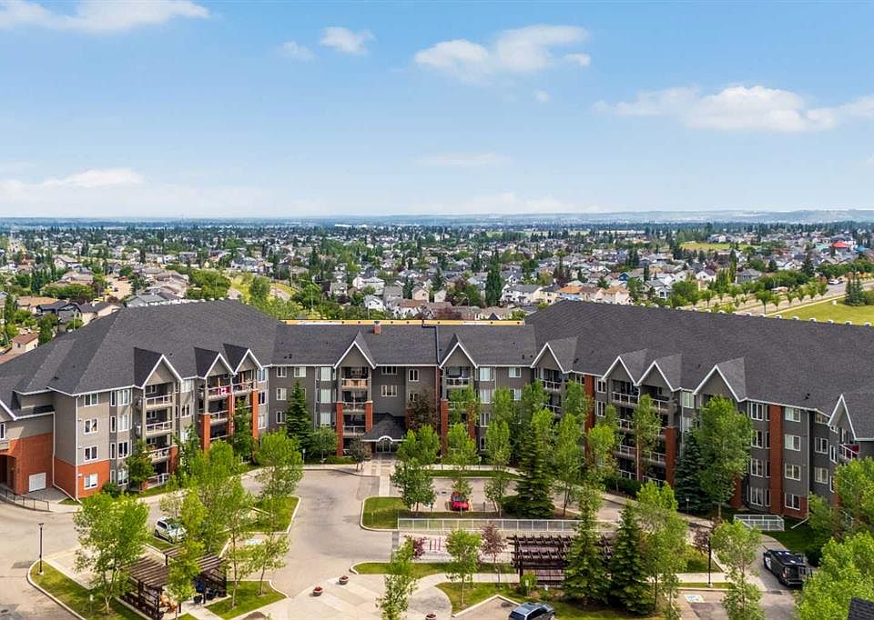1st image of 15 W Everstone Dr SW #225