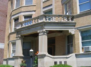 1005 W Hollywood Ave, Chicago, IL 60660
