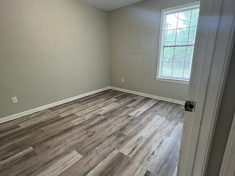 121 Nashway St #13 — Photo 8