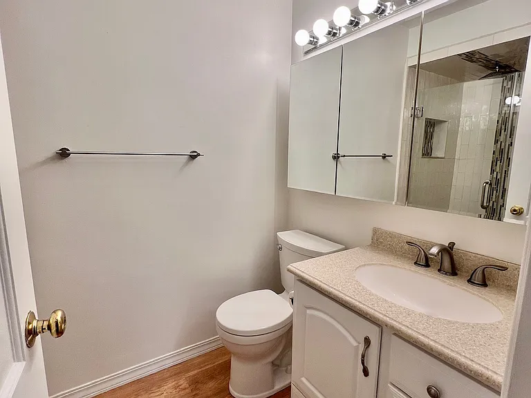 2205 S Holly St #8 — Photo 8