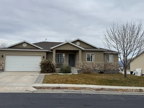 172 W Aruba Dr, Saratoga Springs, UT 84045