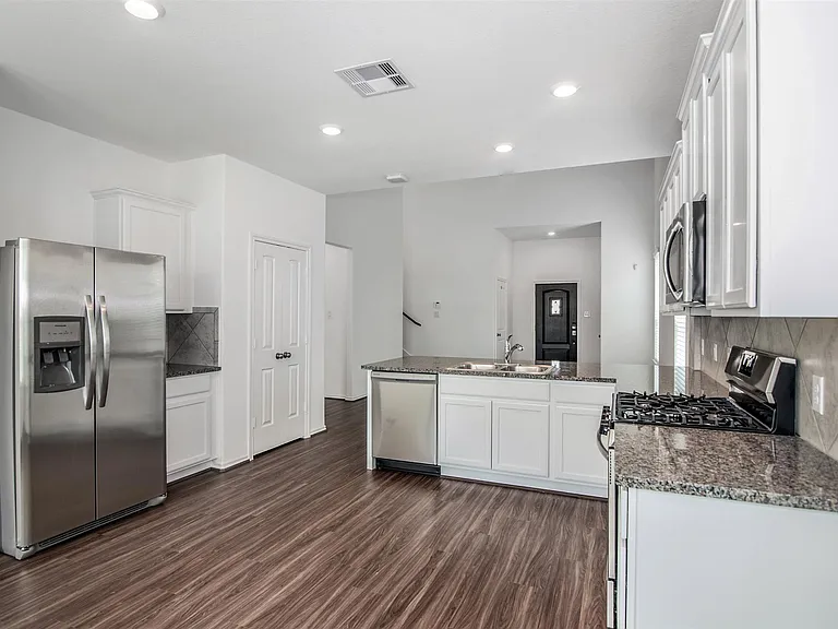 23741 Woodgreen Terrace Dr — Photo 11