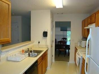 5th image of 201 Hillandale Park Way
