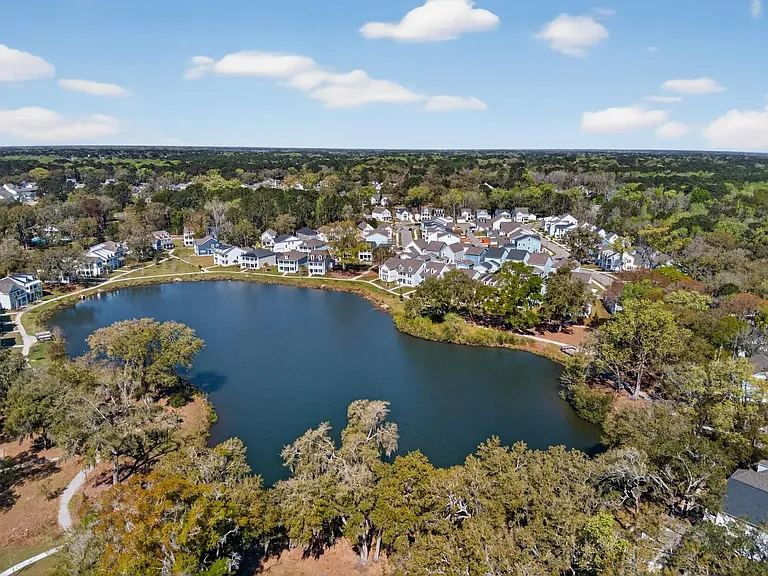 2913 Swamp Sparrow Cir — Photo 41