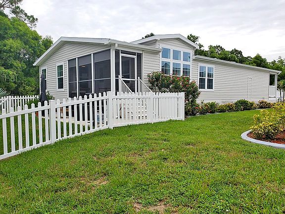 4th image of 19012 Potomac Cir #545