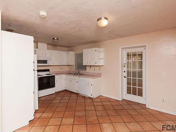 5th image of 10 Prescott Ln