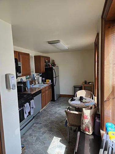 100 East North Ave Photo 1