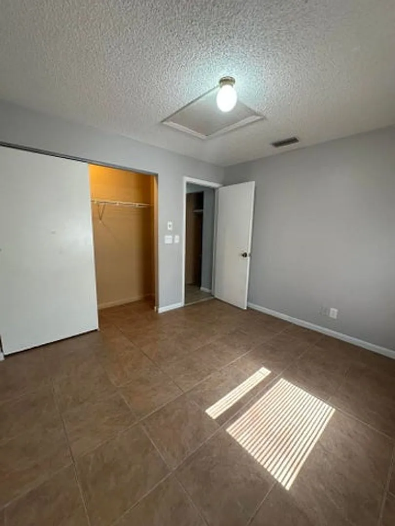 641 W 9th 2, Riviera Beach, FL 33404 - 7355 — Photo 4