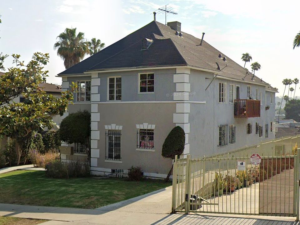 1st image of 562 N Mariposa Ave APT 5