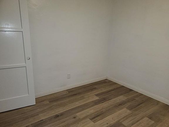 3rd image of 303 Monte Vista Way