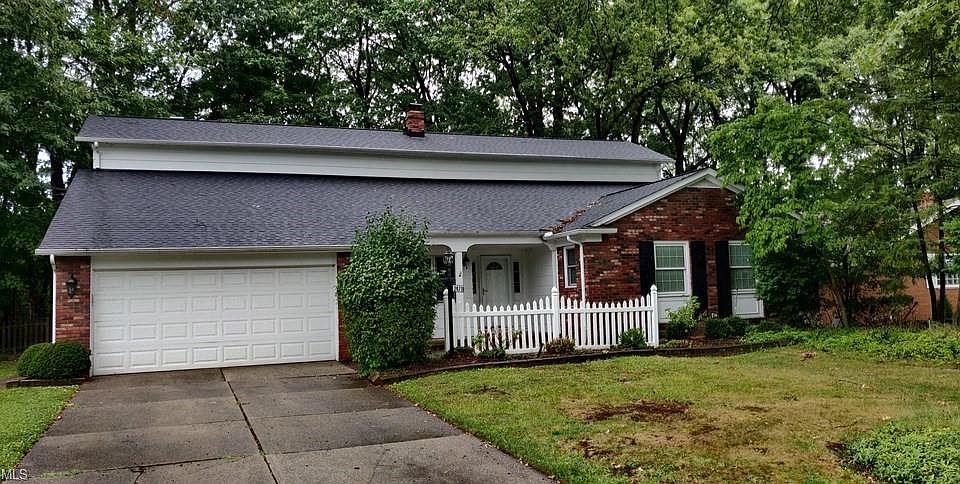 1st image of 24719 Dundee Dr