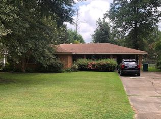 1204 Walnut St, Greenwood, MS 38930
