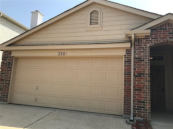 2nd image of 208 Lakefront Dr