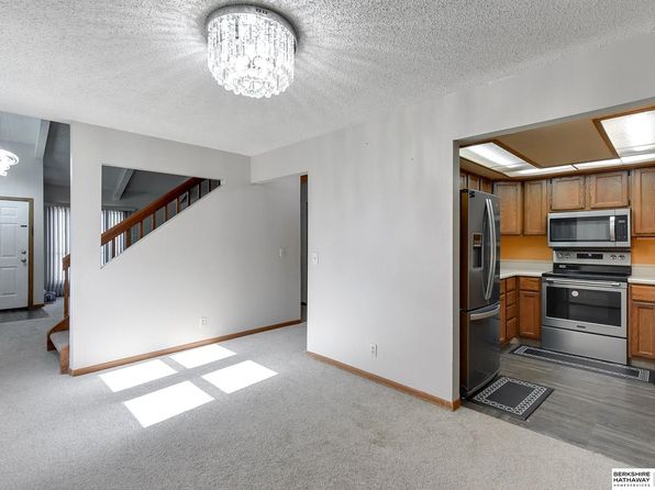 omaha-nebraska-75780236 picture