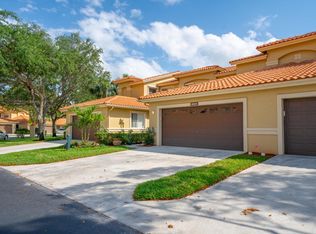10399 Lake Vista Cir, Boca Raton, FL 33498